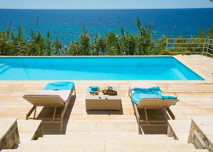 Villaparadiso Front Makris Gialos * Аргостолион