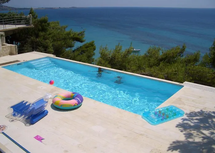 Villaparadiso Front Makris Gialos Вилла Аргостолион