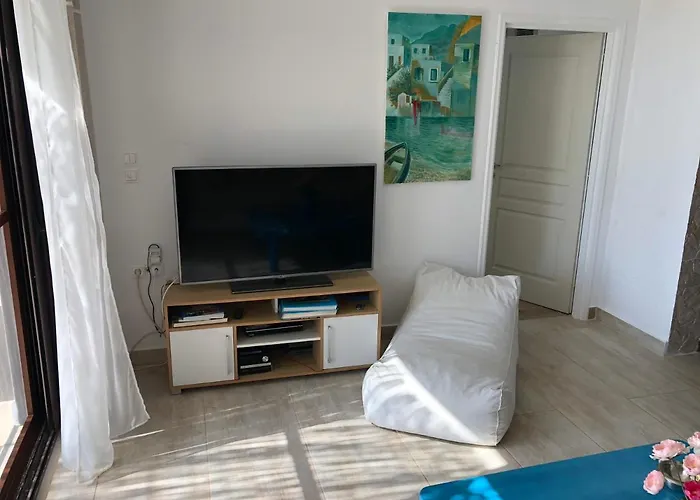 Villaparadiso Front Makris Gialos Вилла *