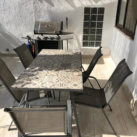 Villaparadiso Front Makris Gialos וילה *