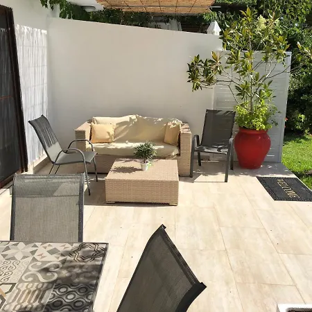 Villaparadiso Front Makris Gialos וילה *